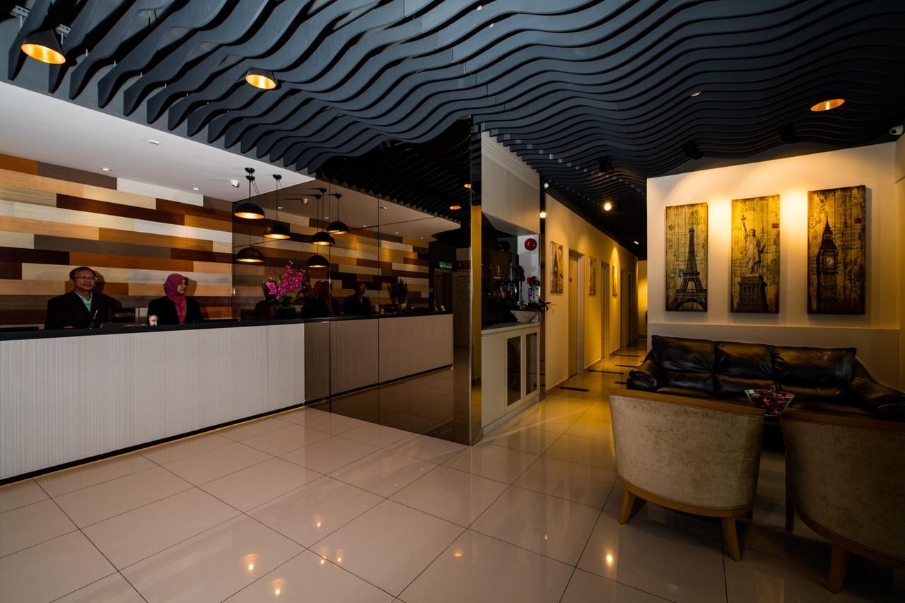 Hotel Uptown Subang Airport Shah Alam Exterior foto