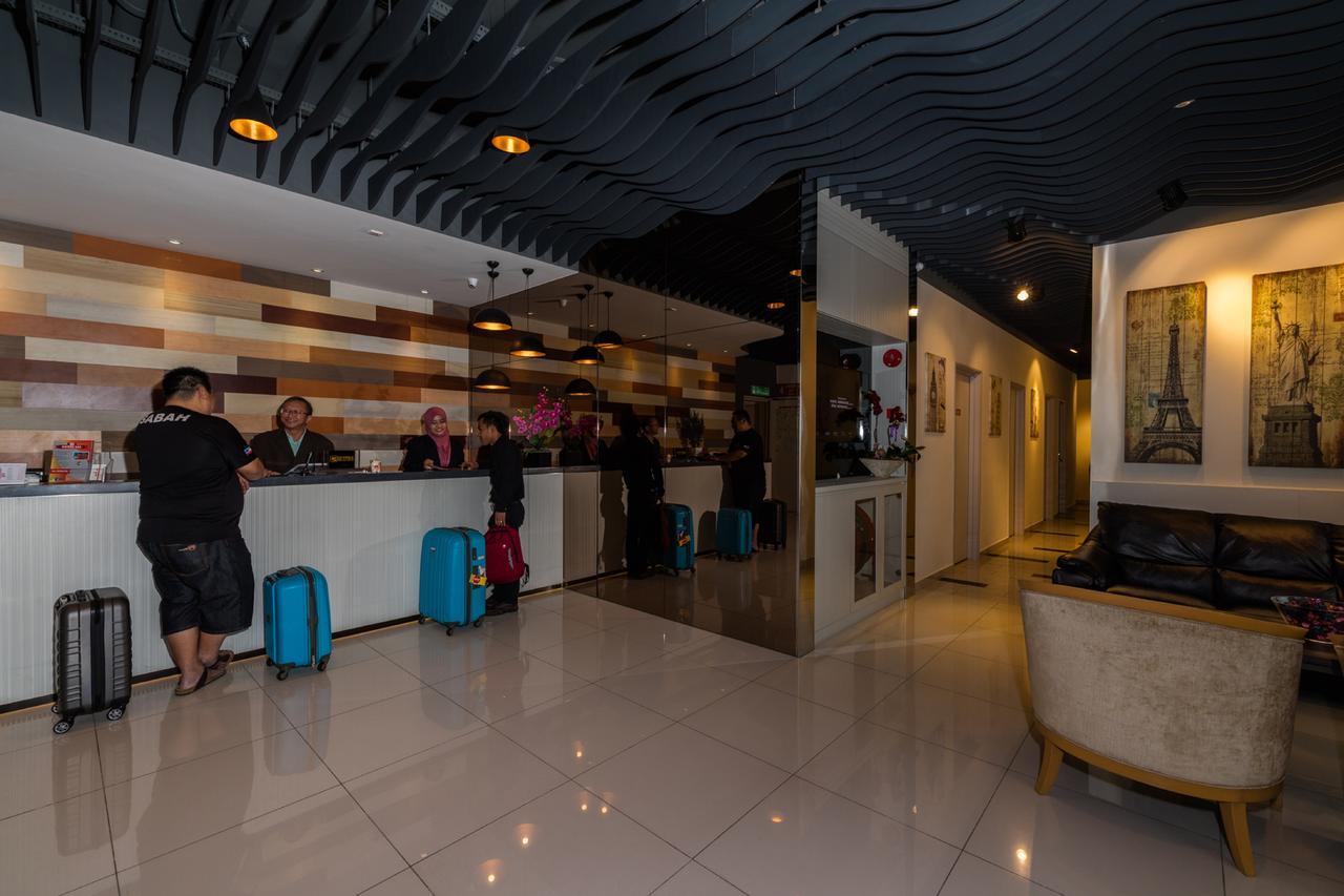 Hotel Uptown Subang Airport Shah Alam Exterior foto